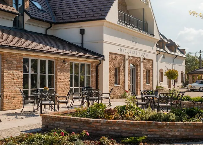 Arkady Hof Hotel