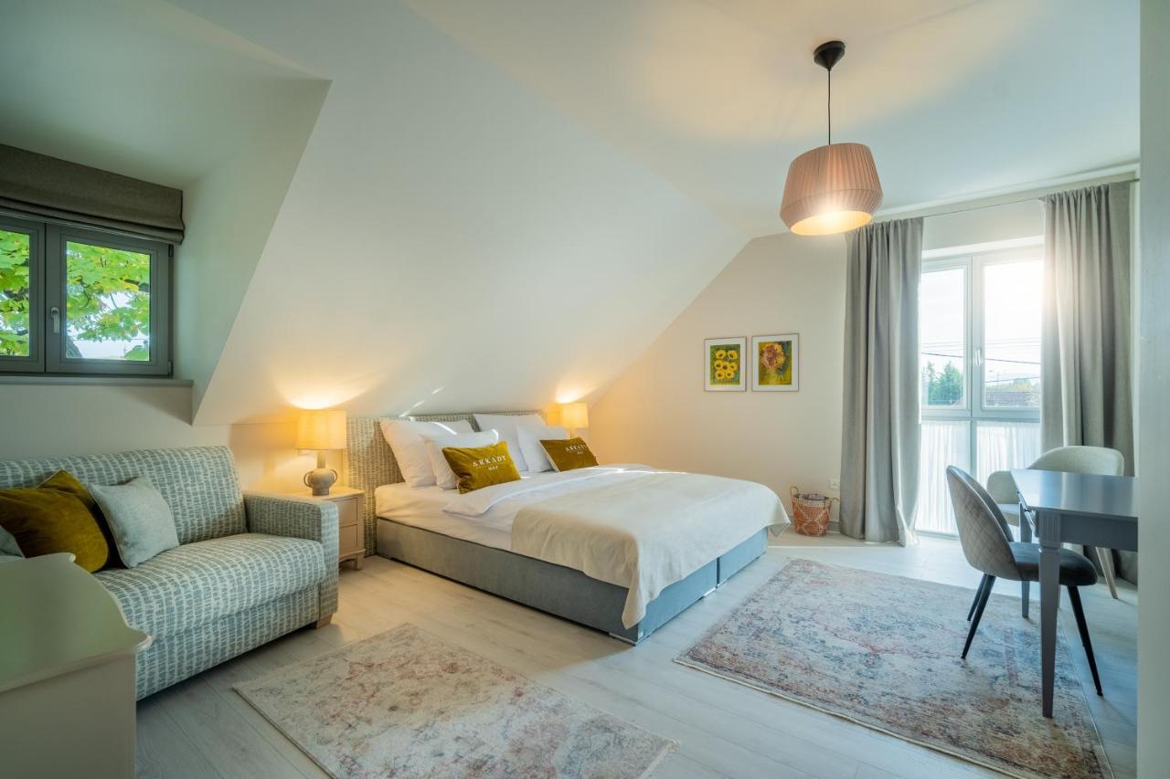 Arkady Hof 4*