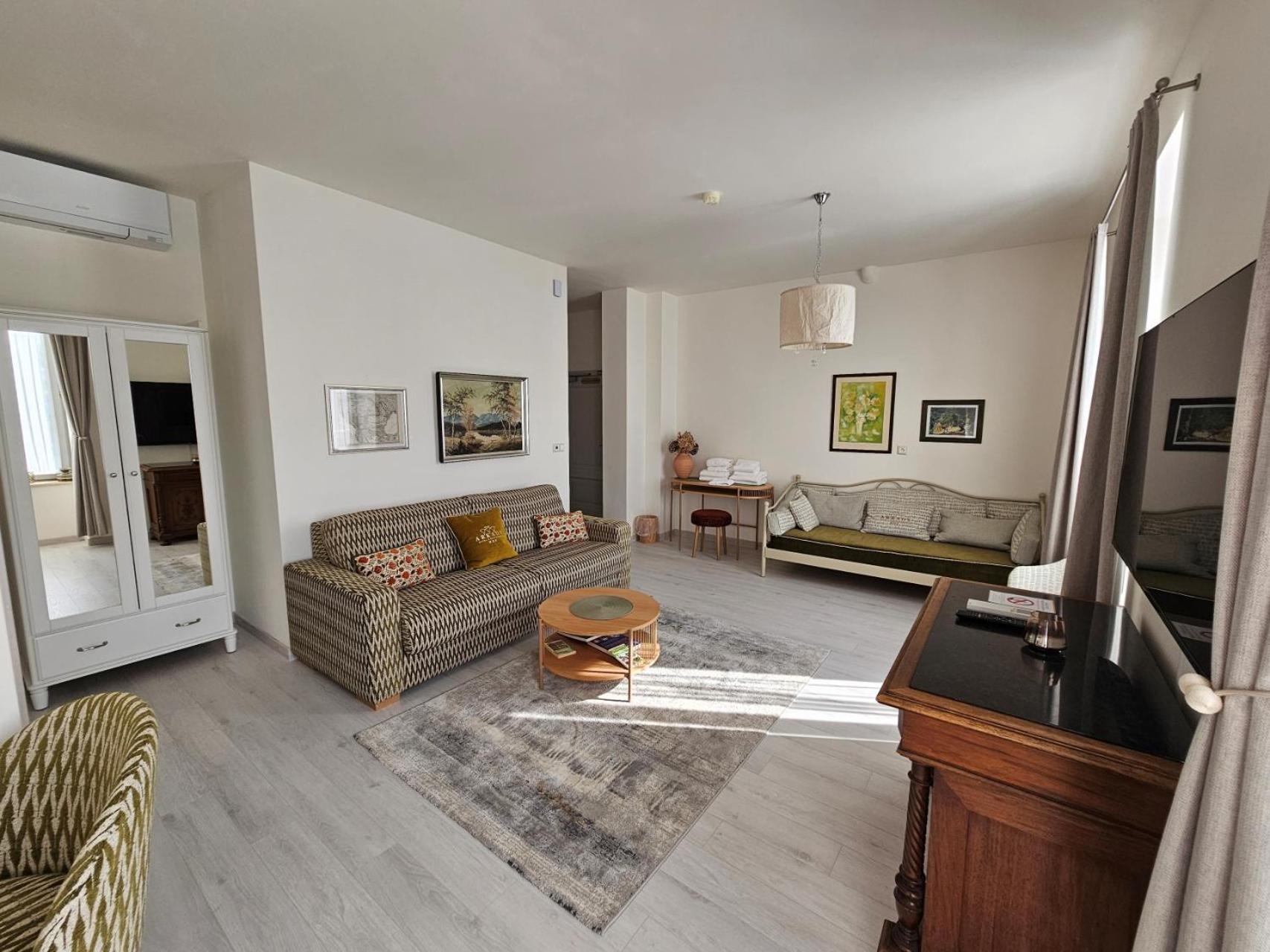 Arkady Hof 4*
