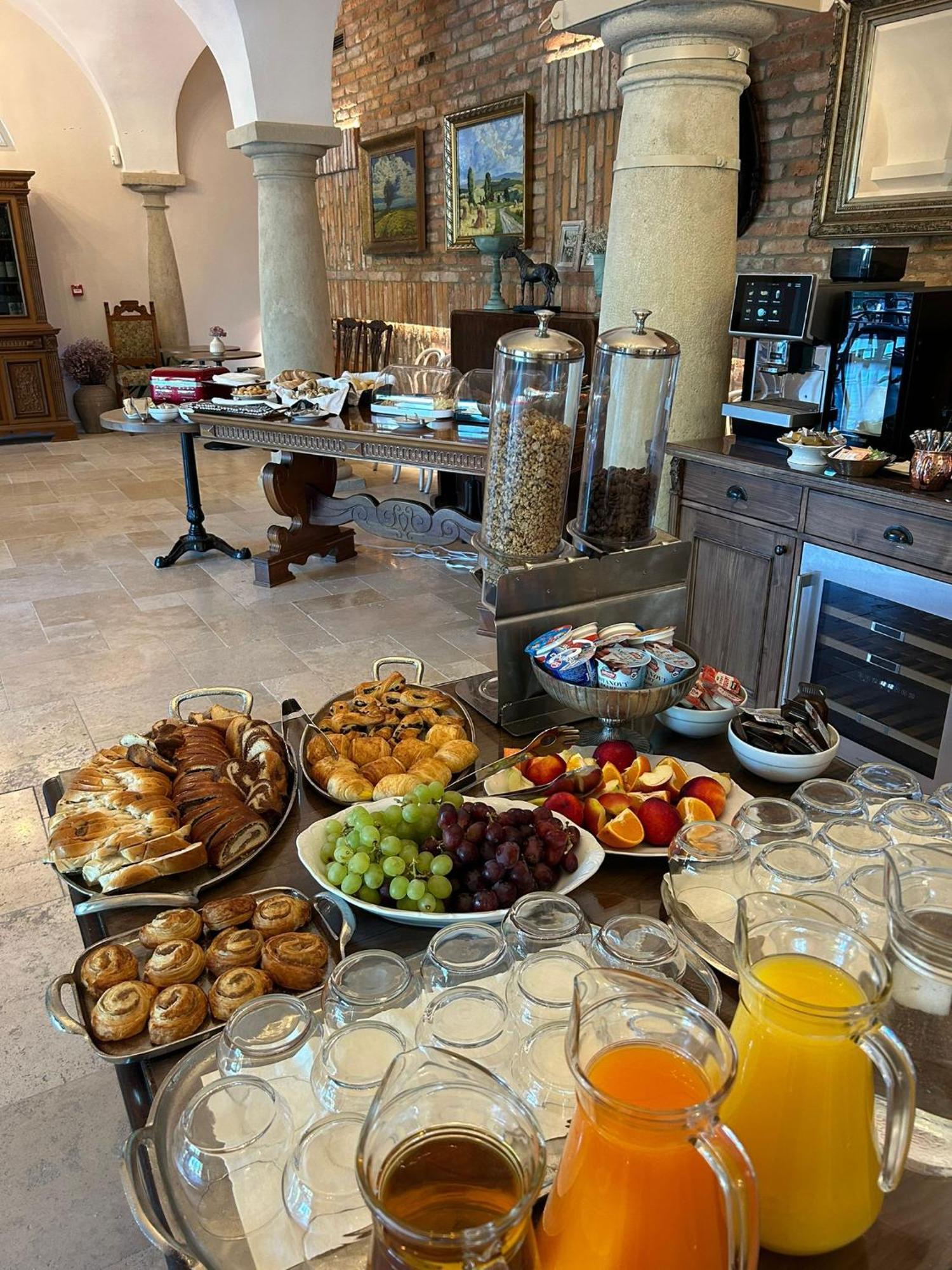 Arkady Hof Hotel 4*